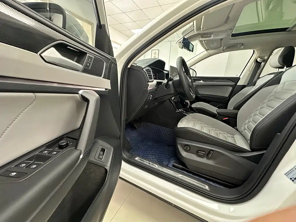 Volkswagen Tayron 2023