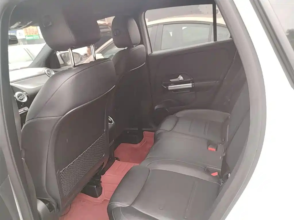Mercedes-Benz GLA 2022 — фото 17