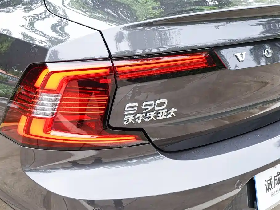 Volvo S90 2022 — фото 22
