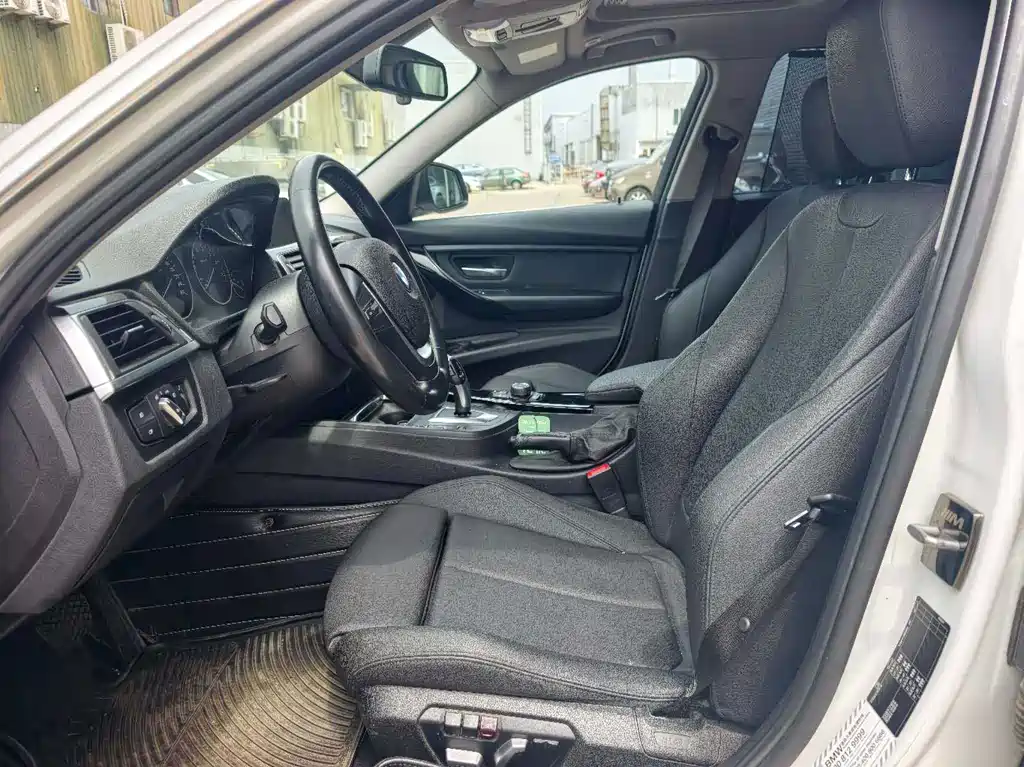 BMW 3 Series 2018