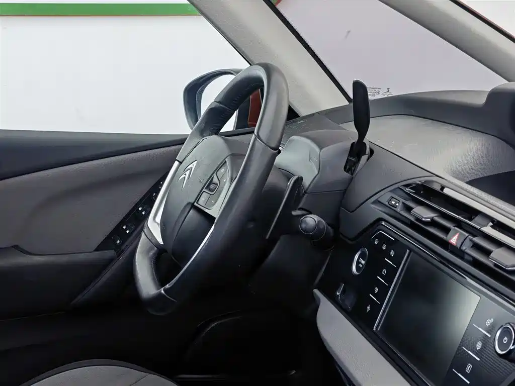 Citroen C4 Picasso 2019 — фото 22