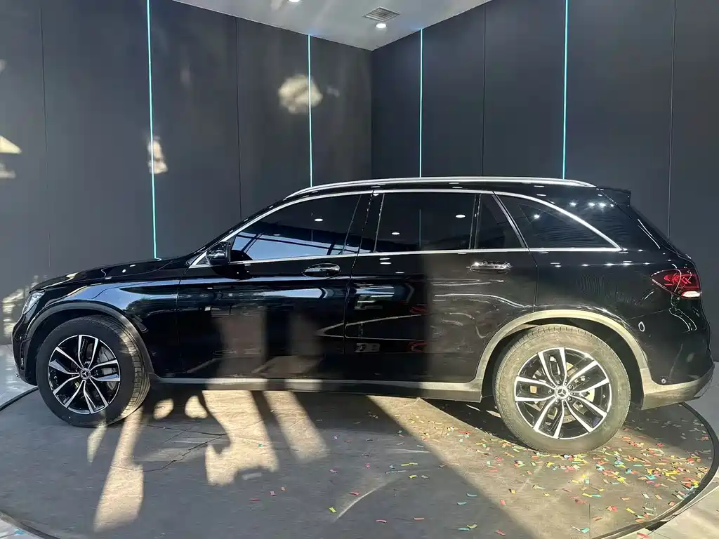Mercedes-Benz GLC 2021