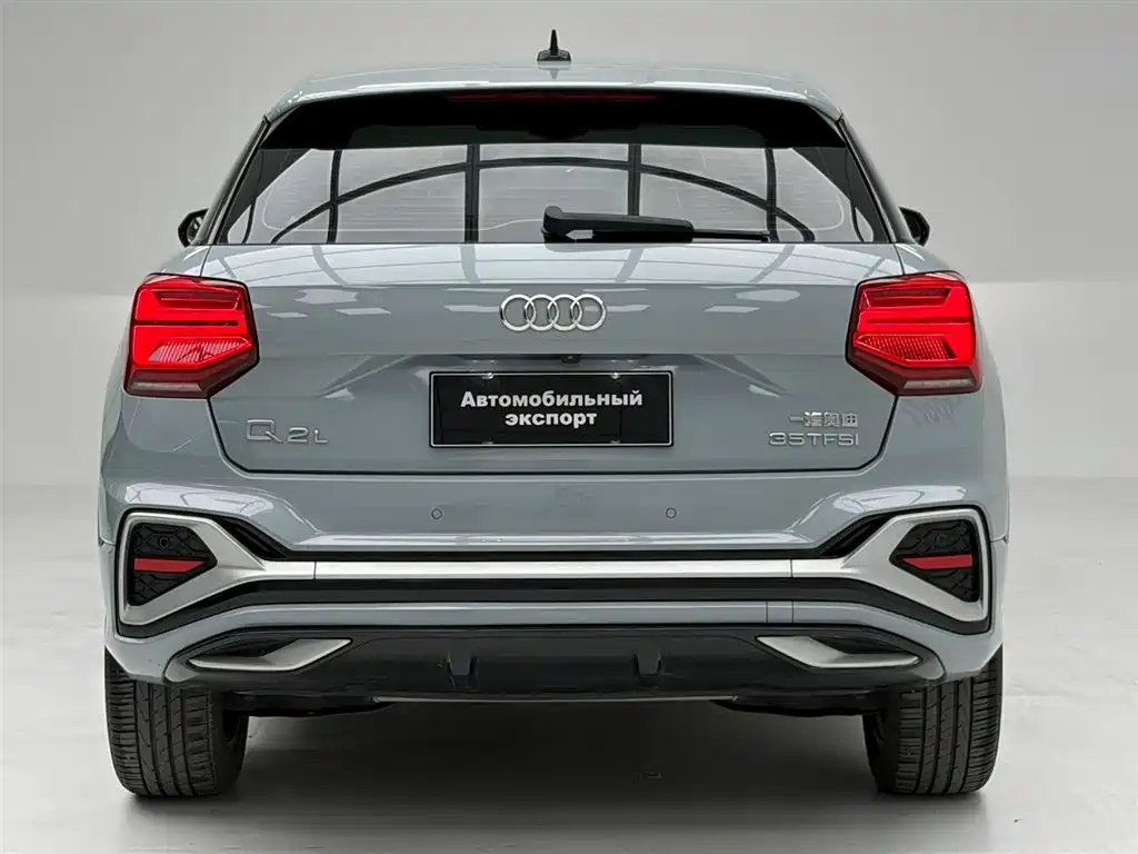 Audi Q2L 2023 — фото 11