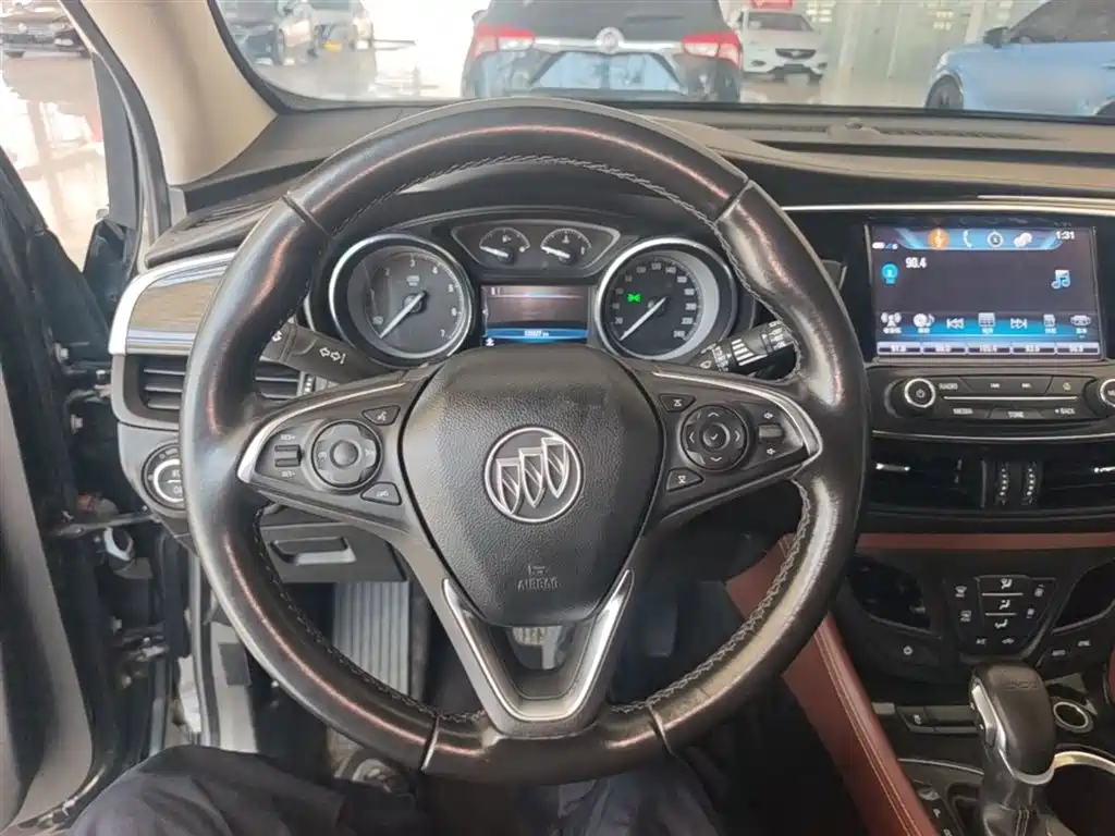 Buick Envision Plus 2019 — фото 11