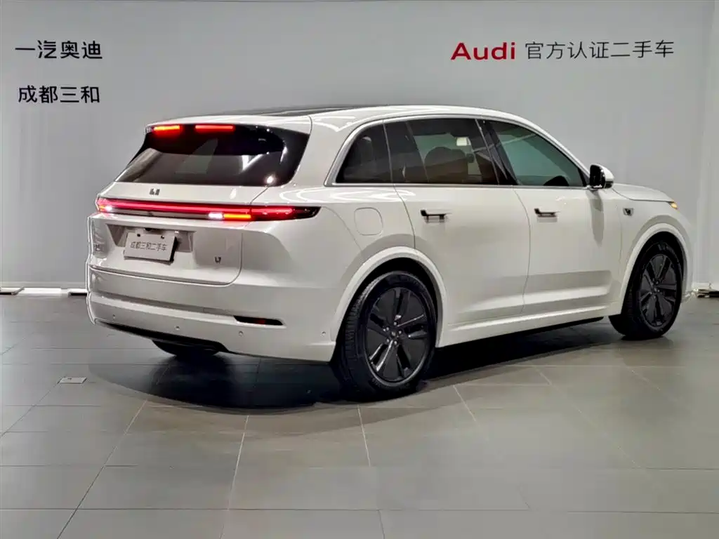 Li Auto Li L7 2024