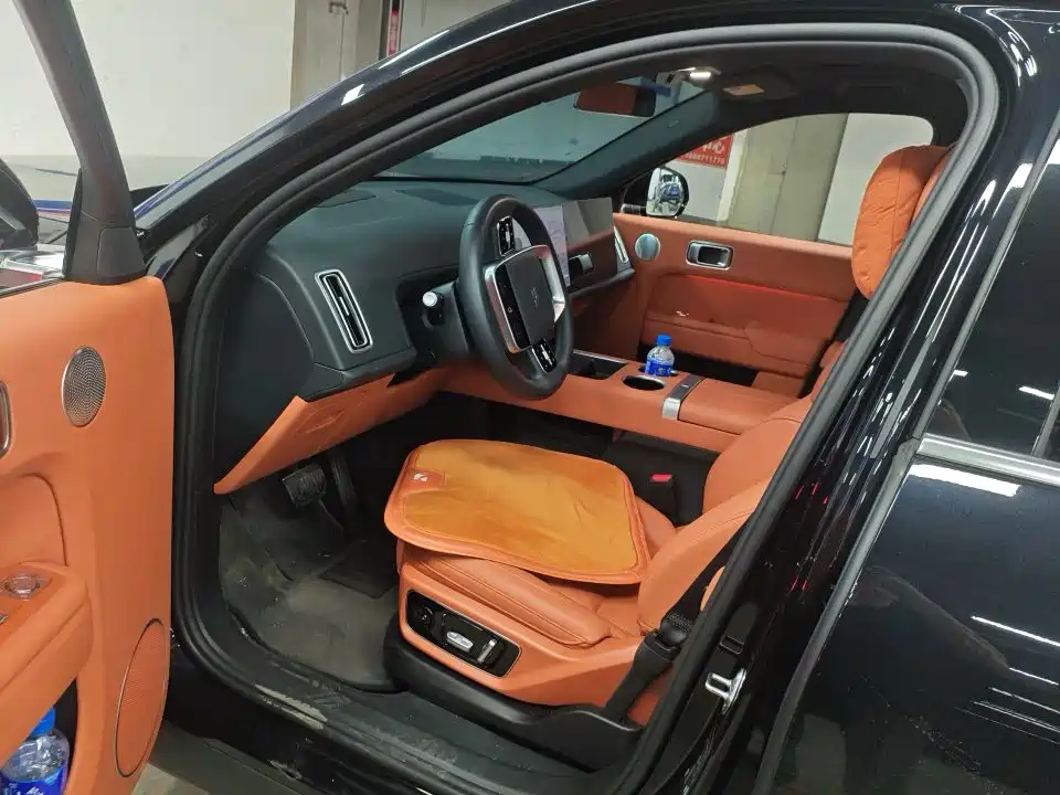Li Auto Li L7 2025
