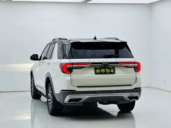 Ford Explorer 2023