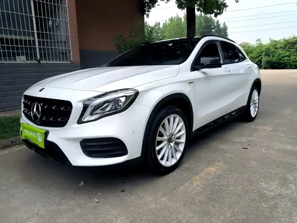 Mercedes-Benz GLA 2018
