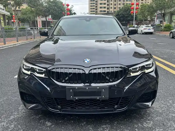 BMW 3 Series 2021