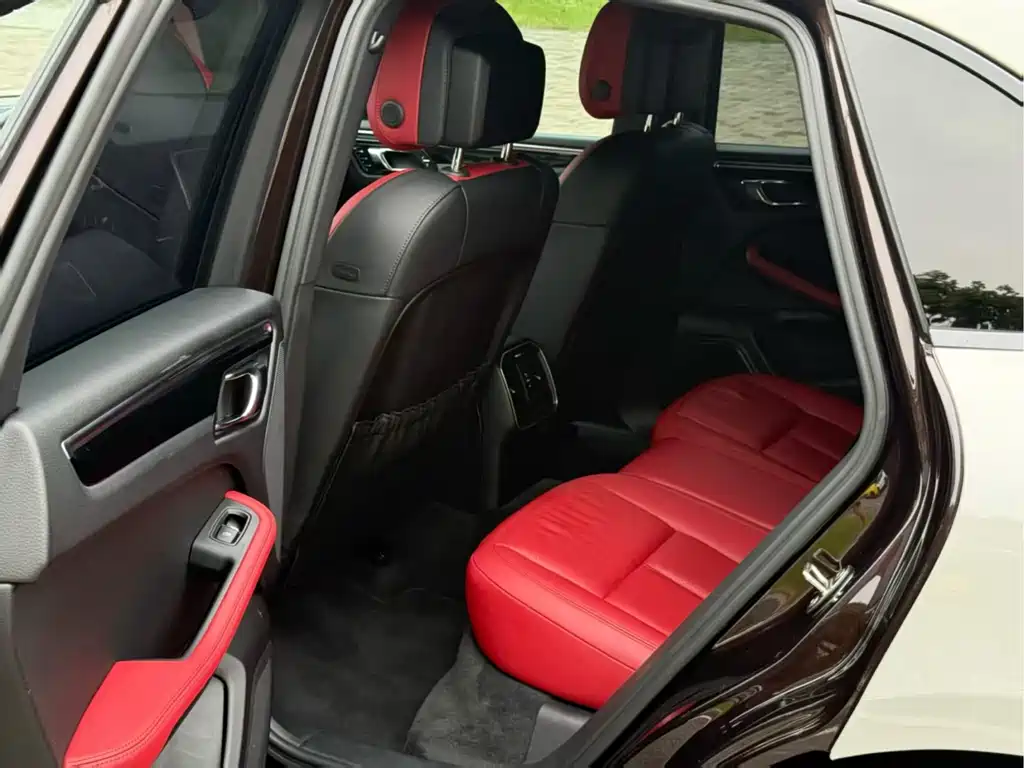 Porsche Macan 2016