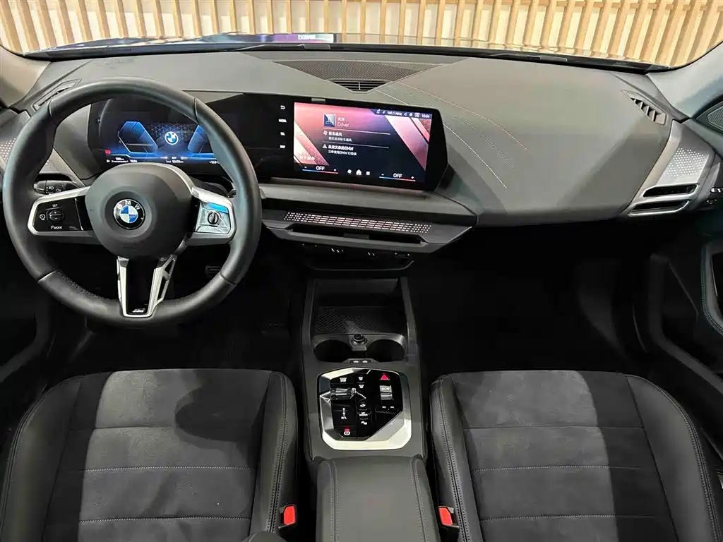 BMW 2 Series 2025 — фото 11