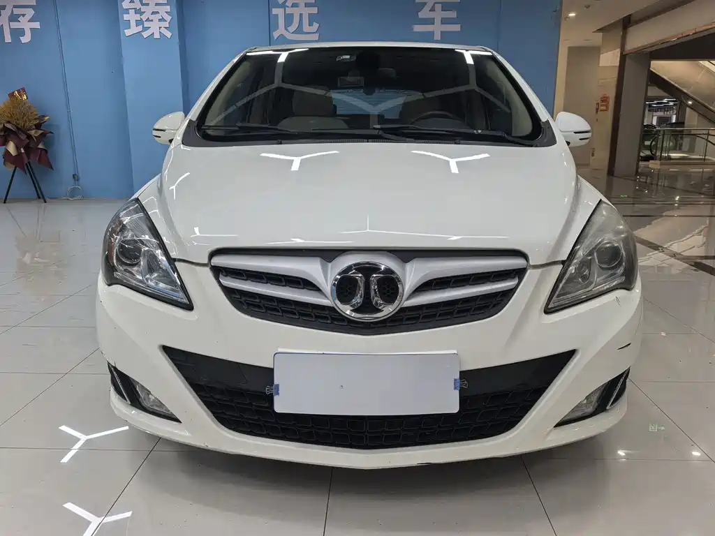 BAIC E-Series 2013 — фото 2
