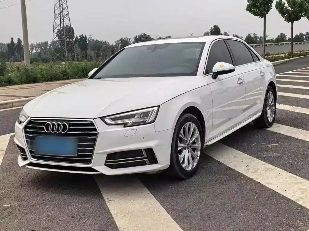 Audi A4L 2019 — фото 23