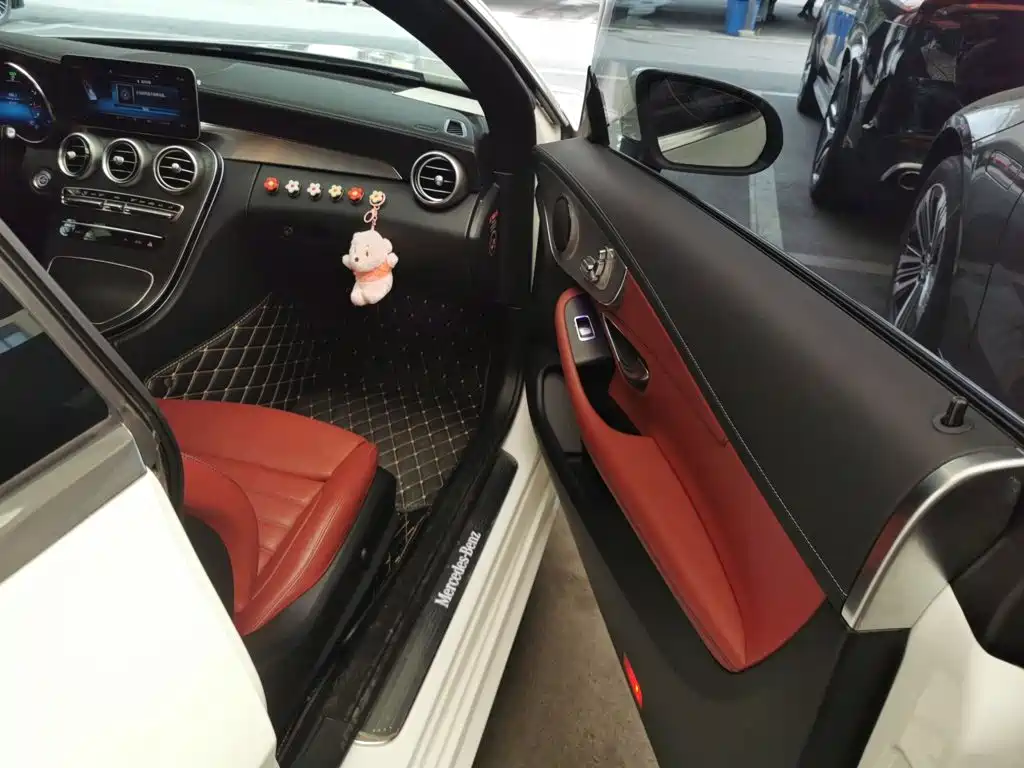Mercedes-Benz C-Class 2020 — фото 20