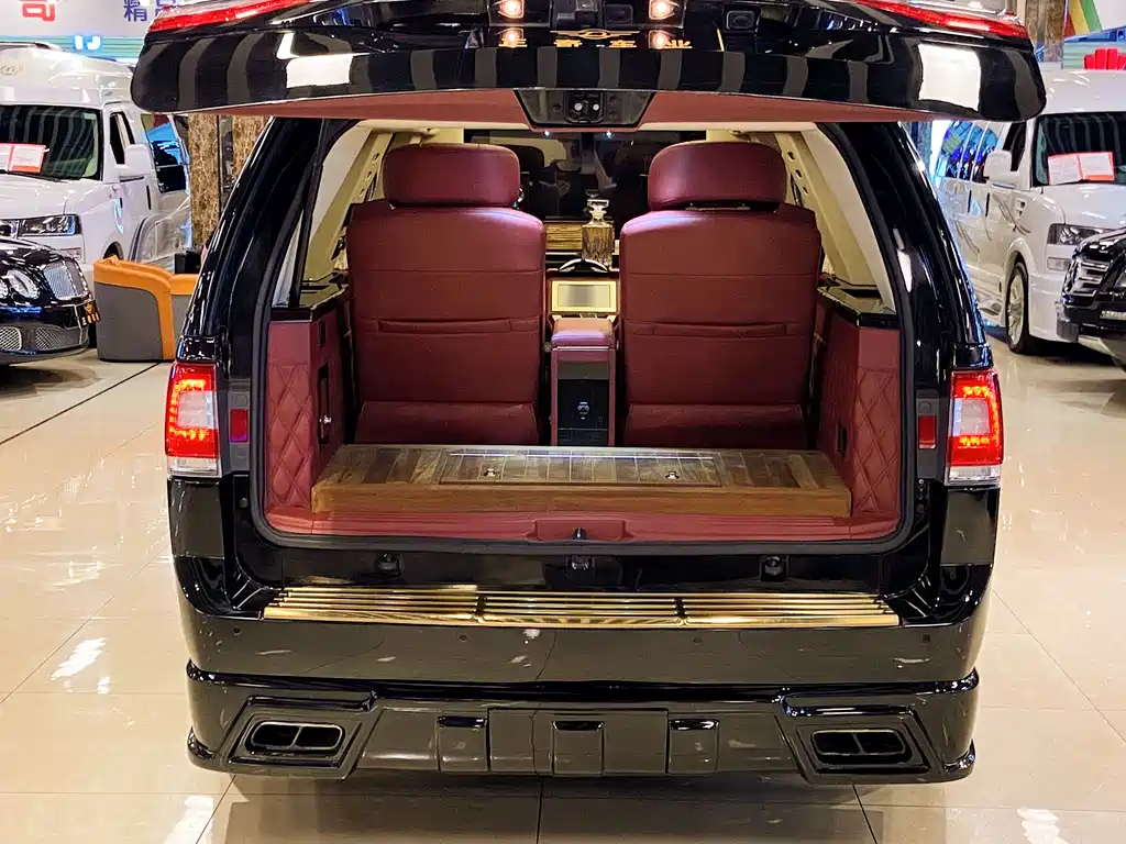 Lincoln Navigator 2017 — фото 8