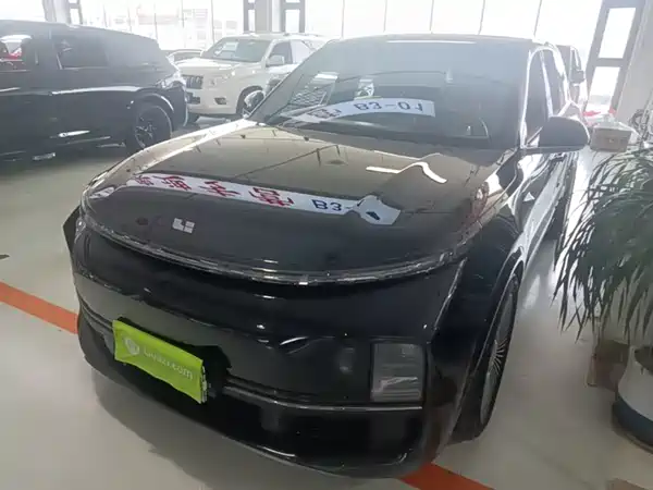 Li Auto L8 2023