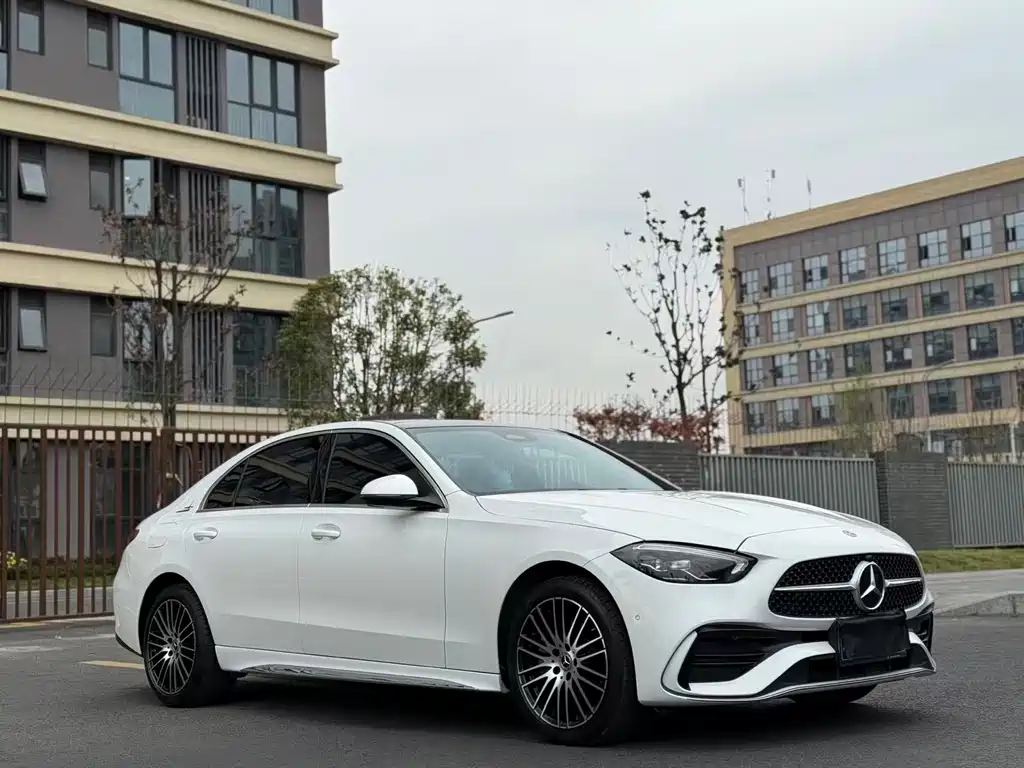Mercedes-Benz C-Class 2022 — фото 3