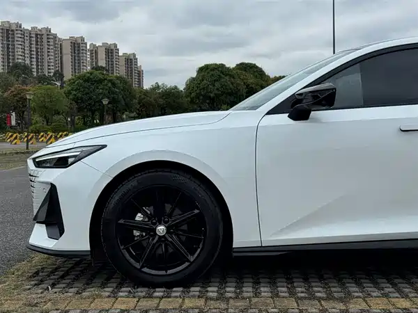 Changan UNI-V 2023