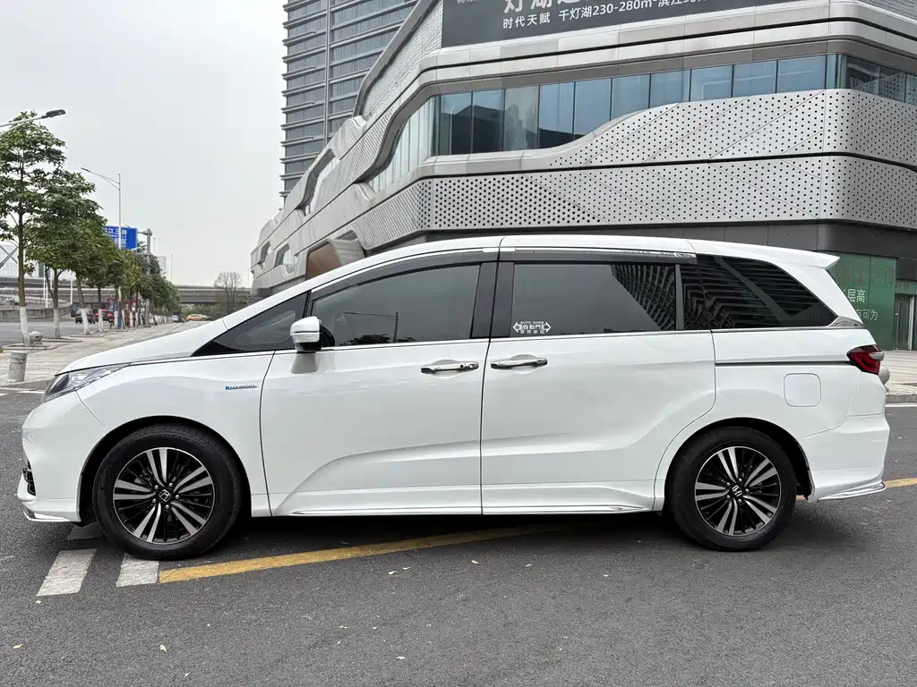 Honda Odyssey 2020 — фото 7