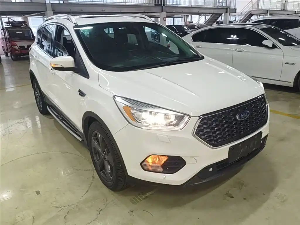Ford Kuga 2019 — фото 4