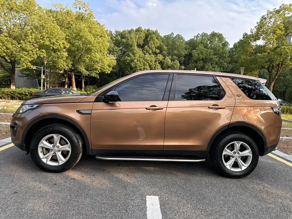 Land Rover Discovery Sport 2016 — фото 16