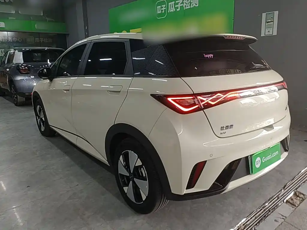 BYD Dolphin 2023 — фото 5