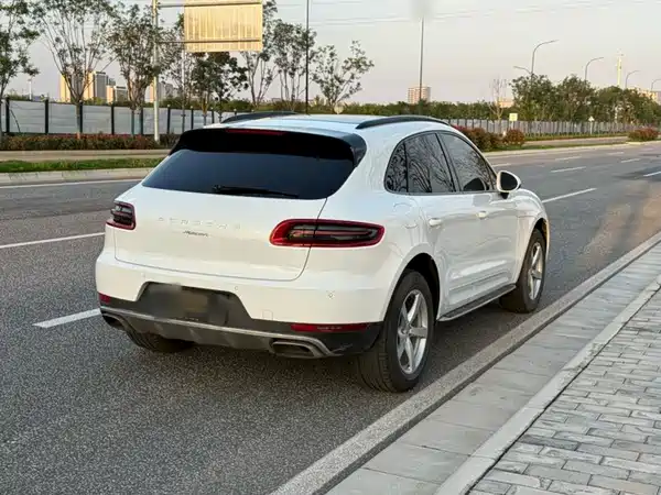Porsche Macan 2017