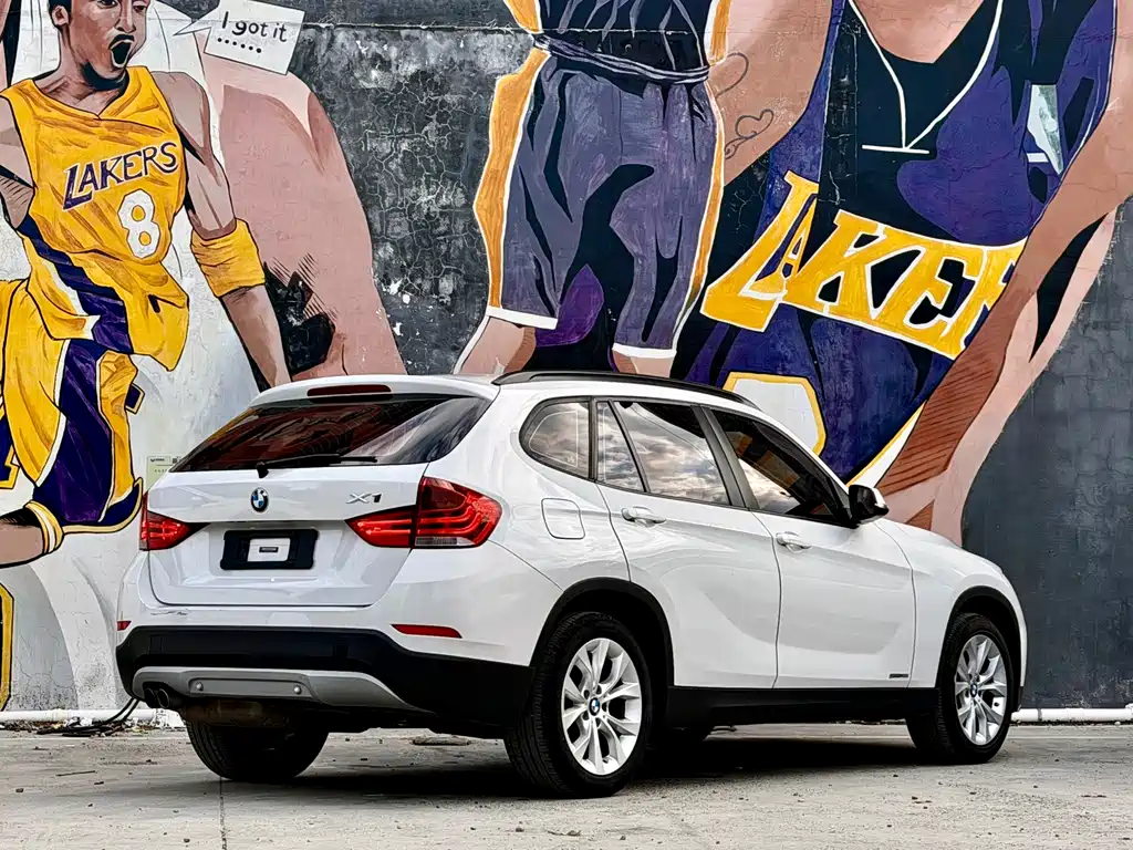 BMW X1 2015 — фото 4