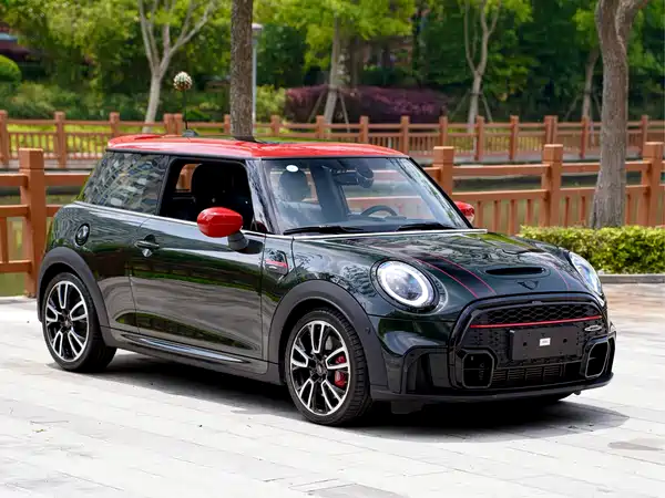 MINI JCW 2023