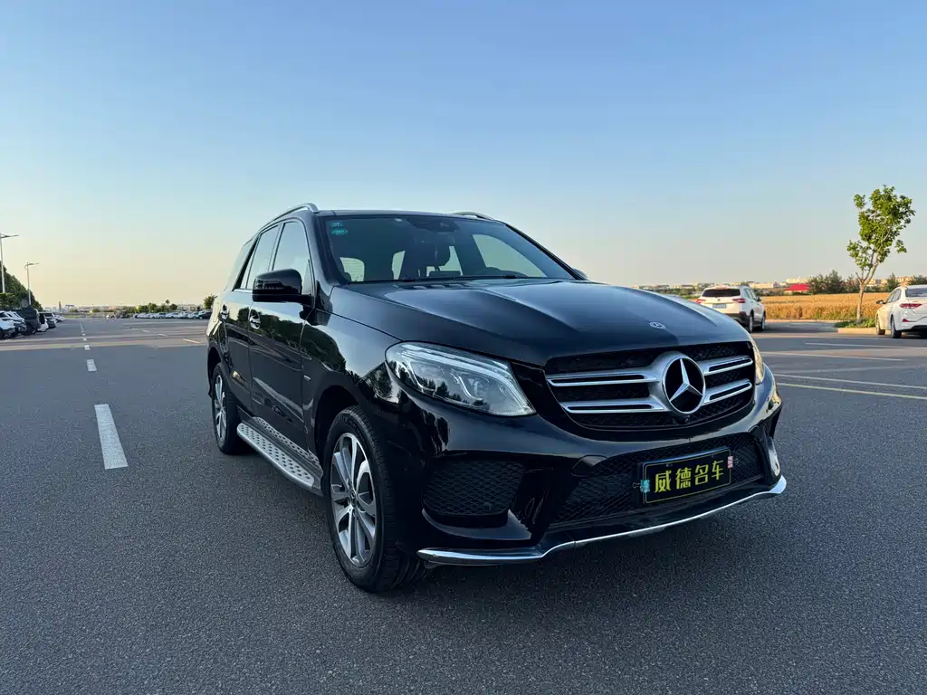 Mercedes-Benz GLE 2018 — фото 2