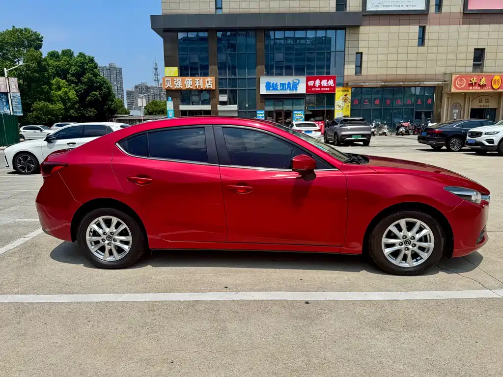 Mazda 3 Axela 2017