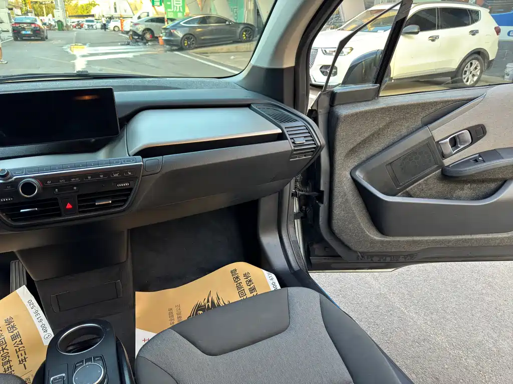 BMW i3 2019 — фото 14