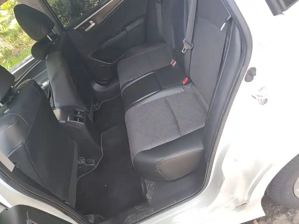 Honda Jade 2016 — фото 15