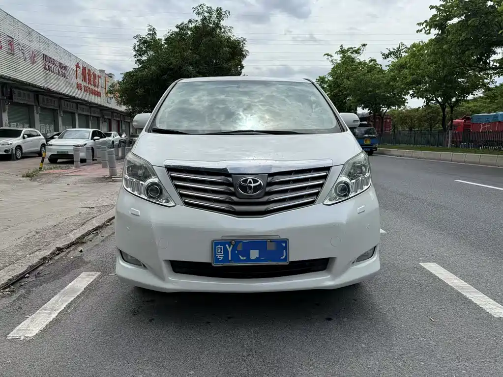 Toyota Alphard 2010 — фото 2