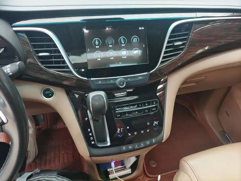 Buick GL8 2019