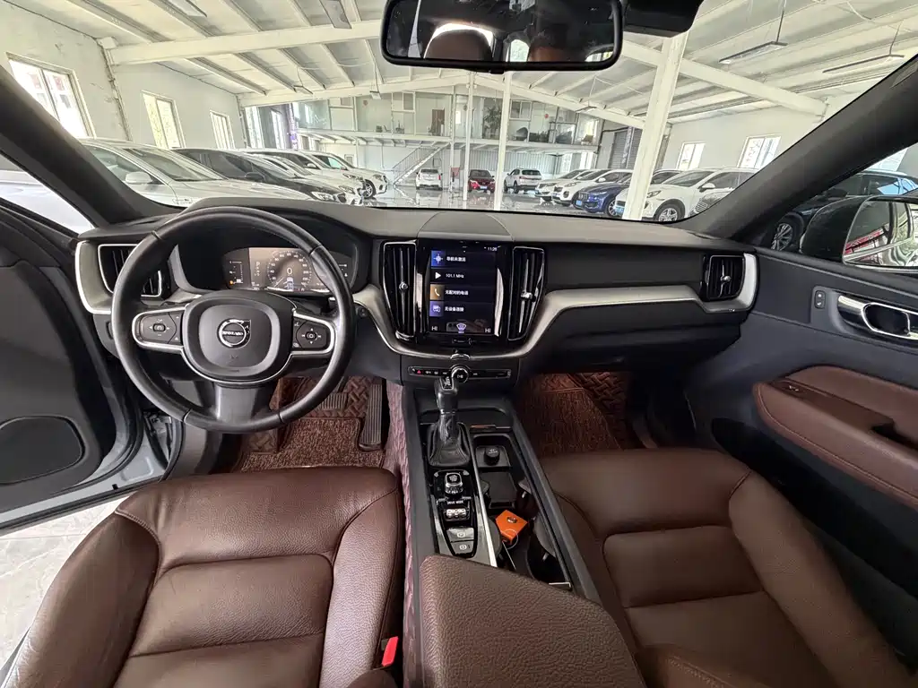 Volvo XC60 2020
