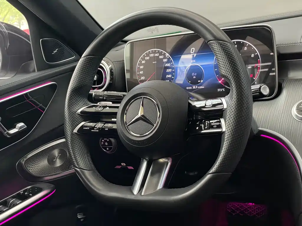 Mercedes-Benz C-Class 2022 — фото 13