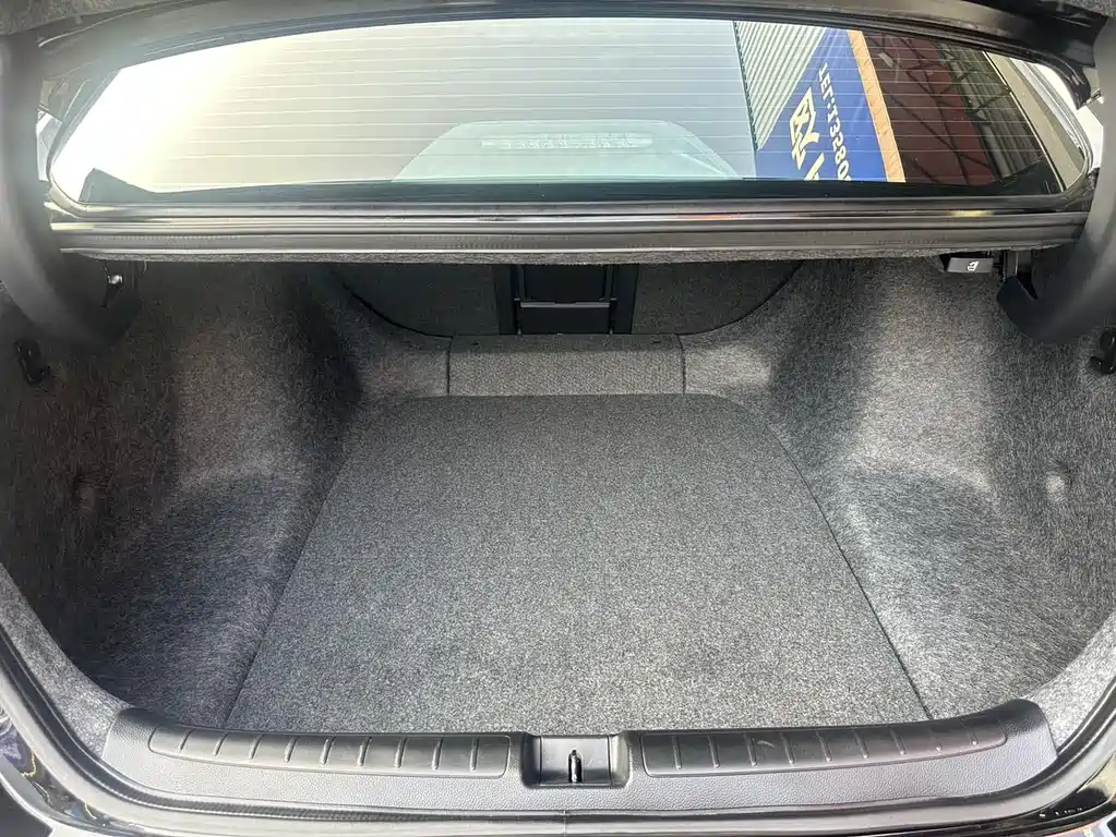Honda Accord 2023 — фото 15
