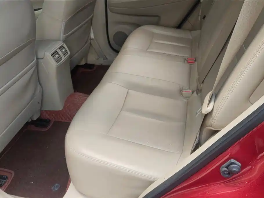 Nissan X-Trail 2015 — фото 11
