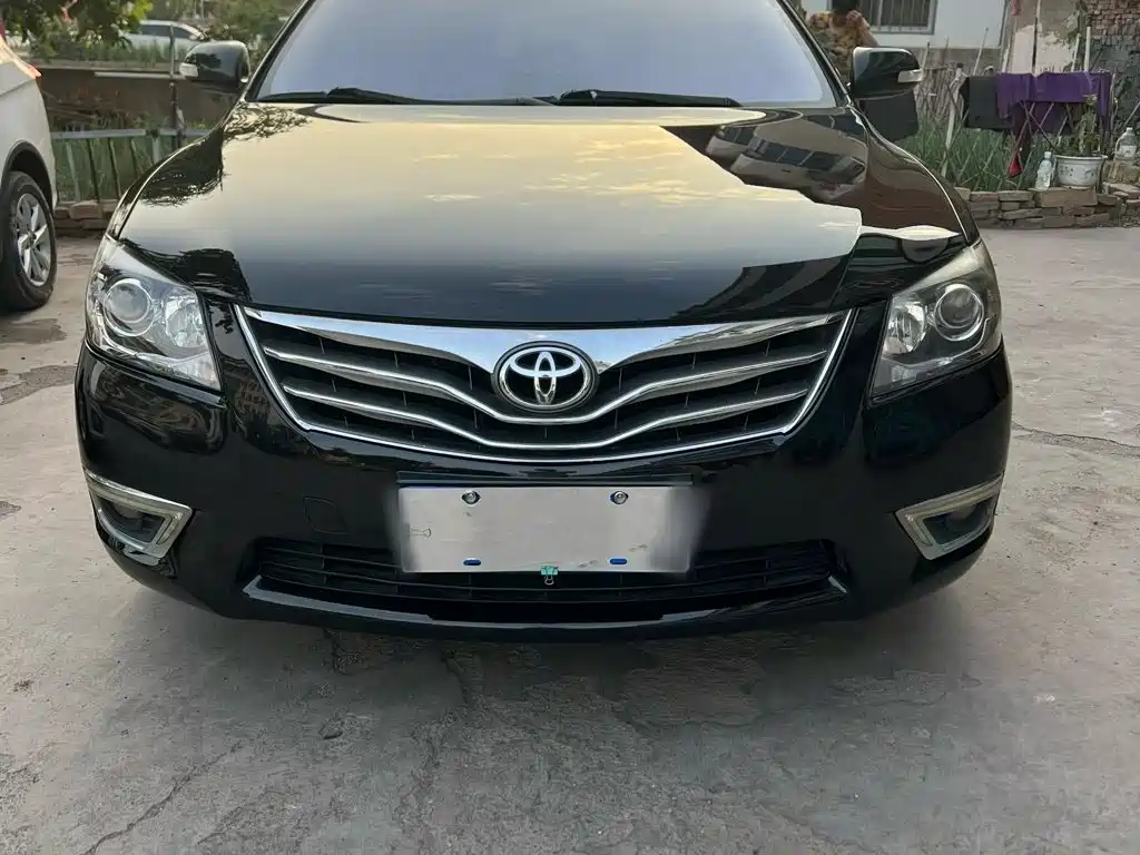 Toyota Camry 2016 — фото 25