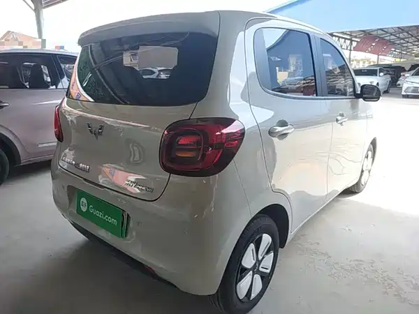 Wuling Hongguang MINIEV 2025