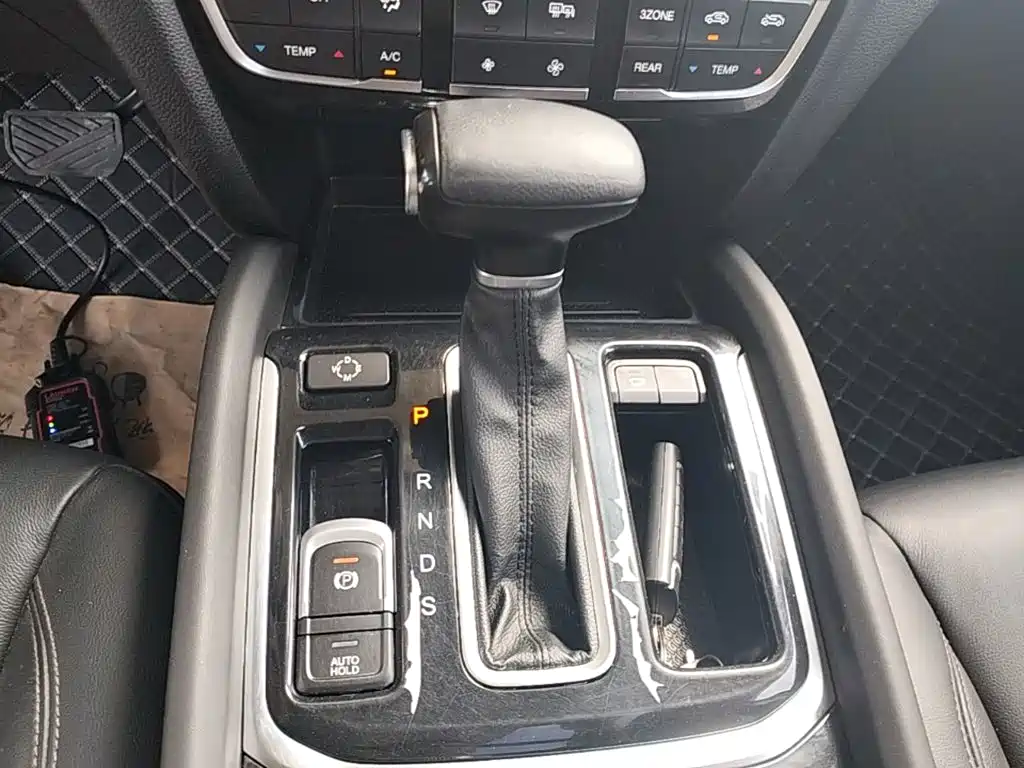GAC Motor Trumpchi GS8 2018 — фото 14