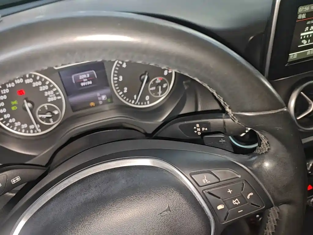 Mercedes-Benz A-Class 2015 — фото 14