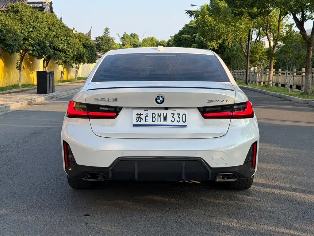 BMW 3 Series 2023