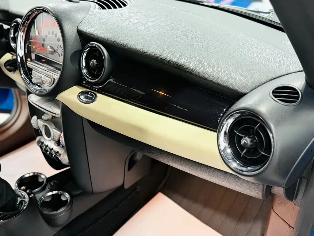 MINI JCW 2010 — фото 23