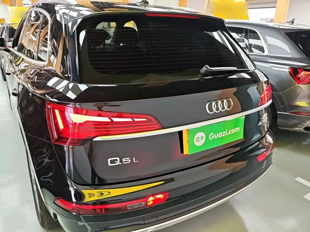 Audi Q5L 2024 — фото 6