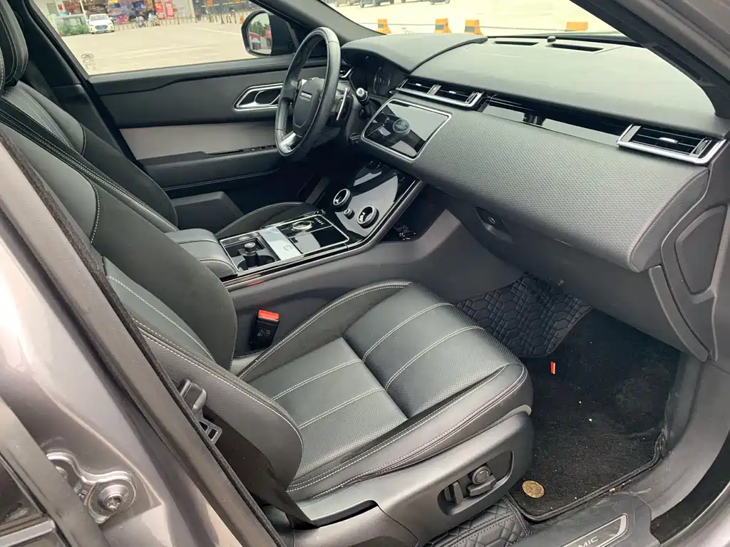 Land Rover Range Rover Velar 2020 — фото 17