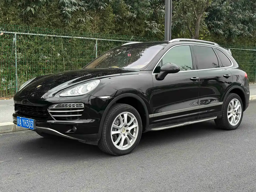 Porsche Cayenne 2013 — фото 1