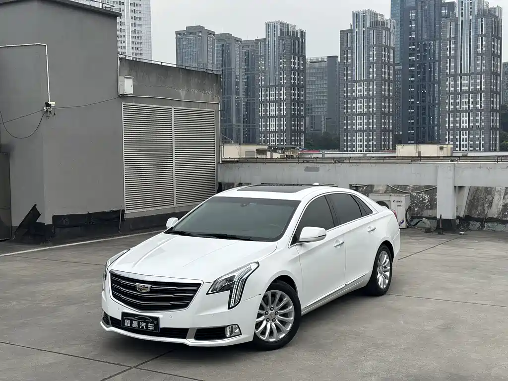 Cadillac XTS 2019 — фото 1