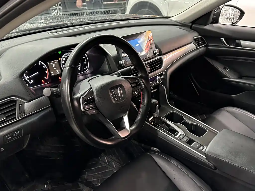 Honda Accord 2021 — фото 7
